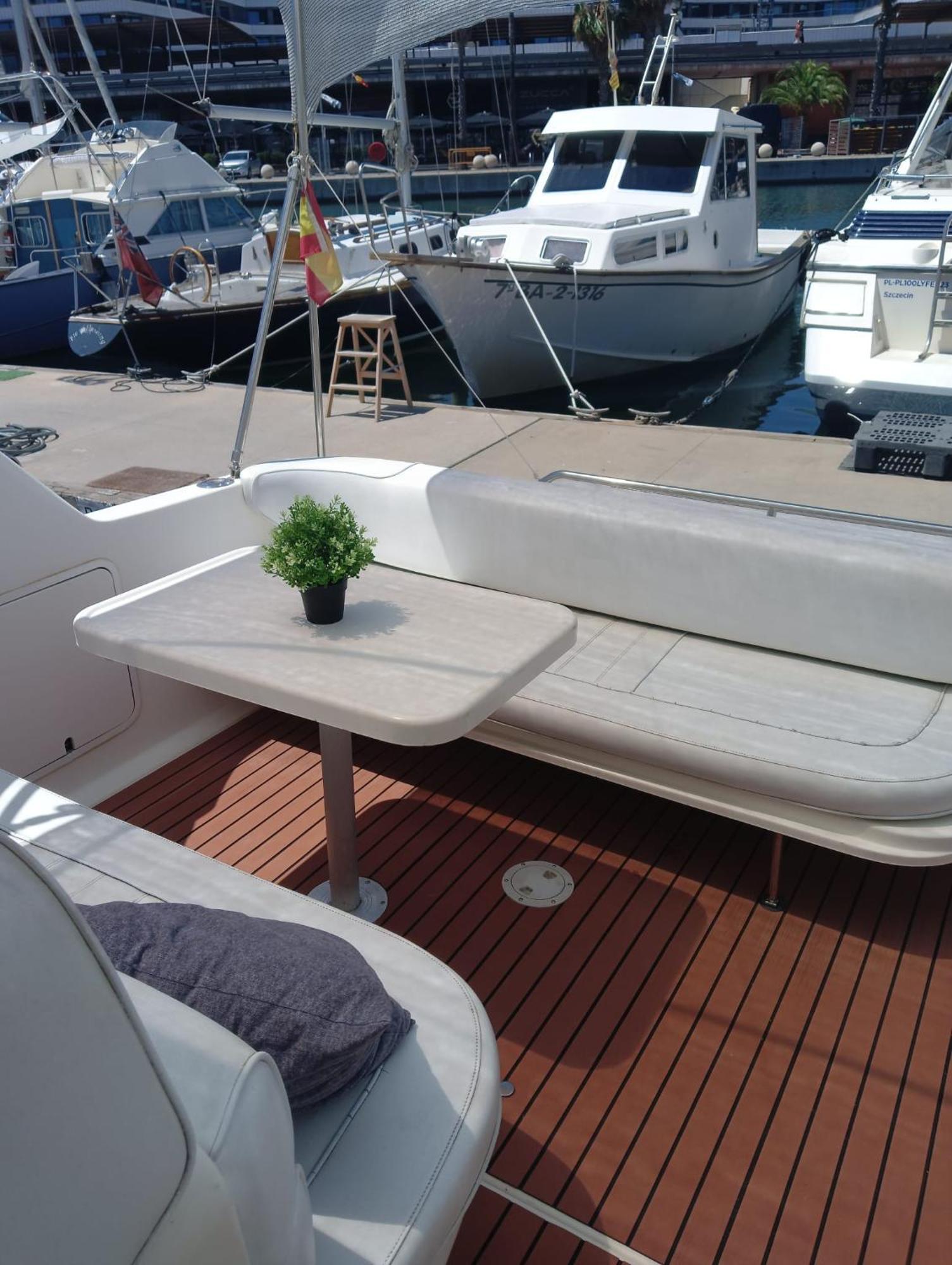 Hotel Diagonal Mar Sailboat Sant Adria de Besos Exterior foto